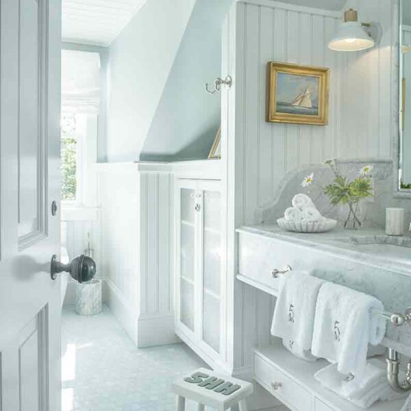 harbor hill cottage bathroom